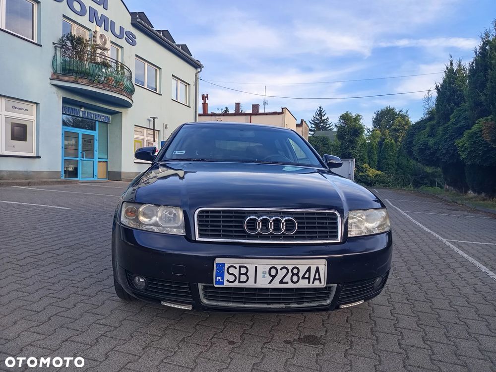 Audi A4 Limousine - 6