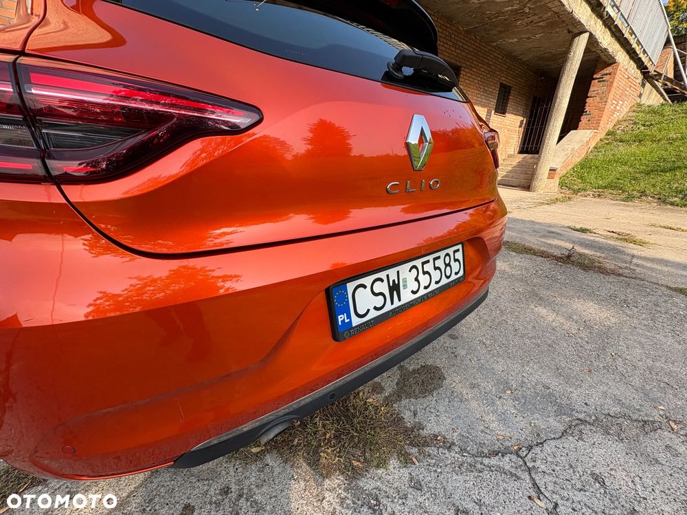 Renault Clio - 32