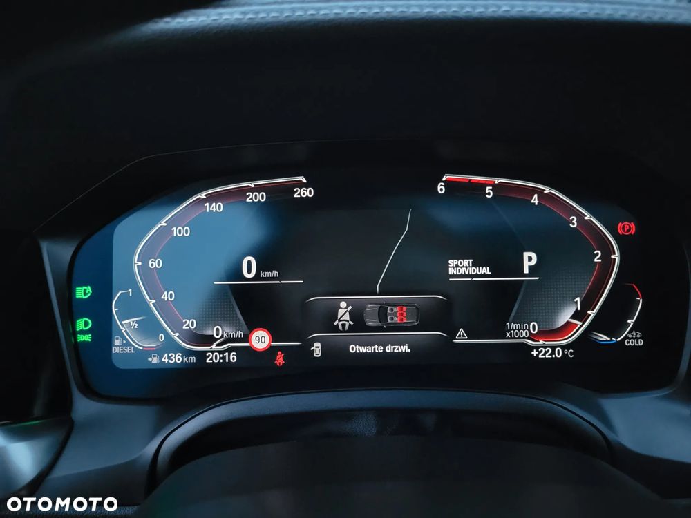 BMW Seria 3 320d Touring xDrive M Sport - 32