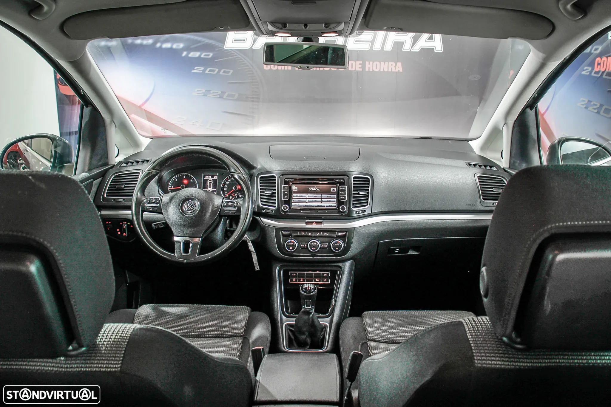 VW Sharan 2.0 TDI Confortline - 3