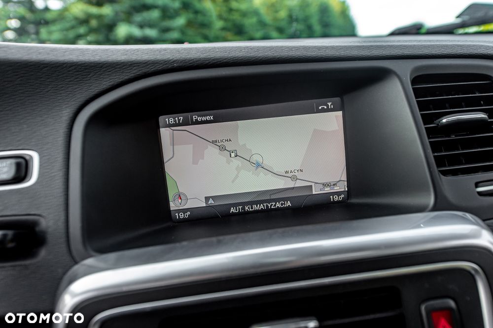 Volvo V60 D3 Geartronic RDesign - 35