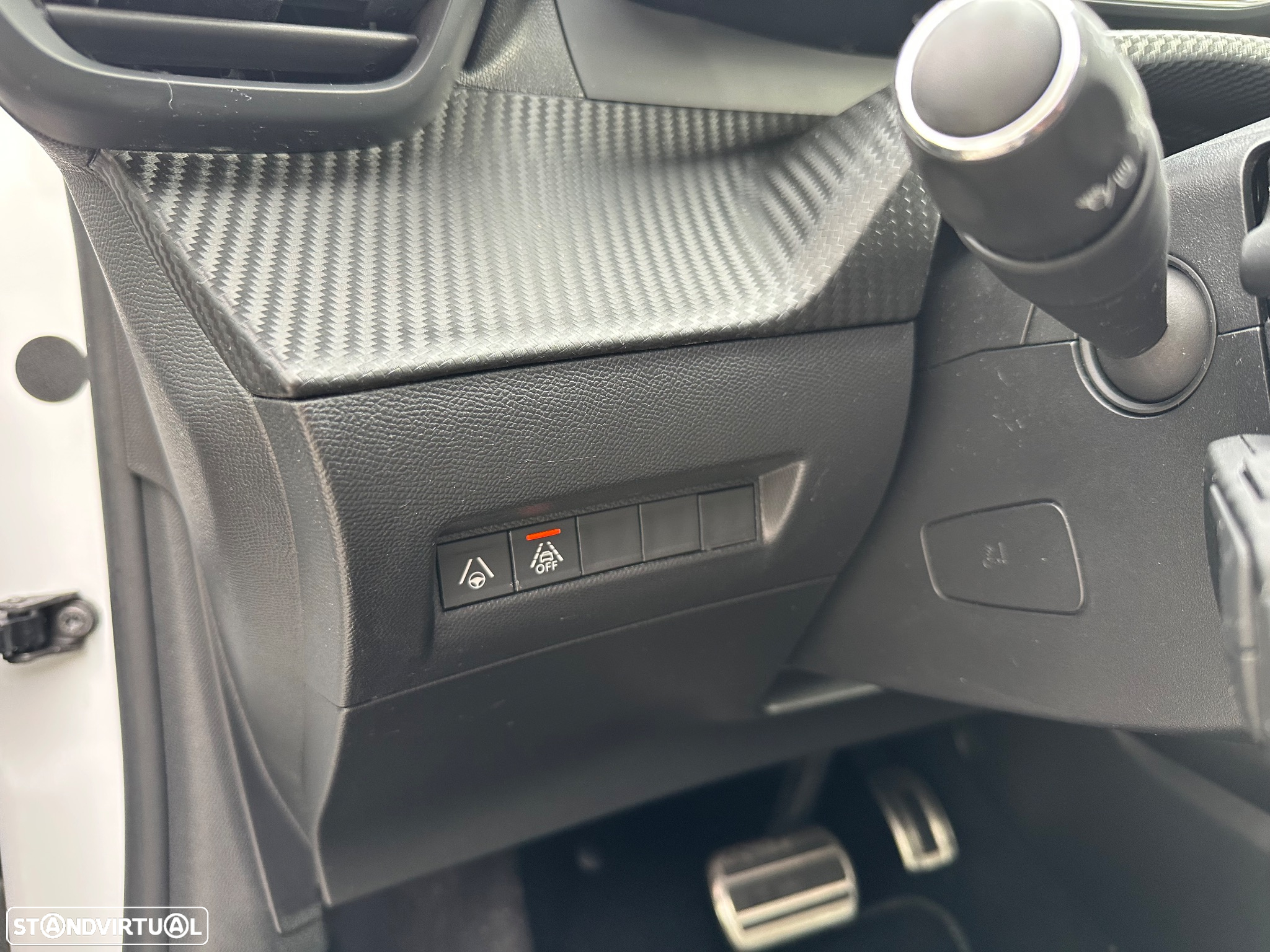 Peugeot 208 1.2 PureTech GT EAT8 - 25
