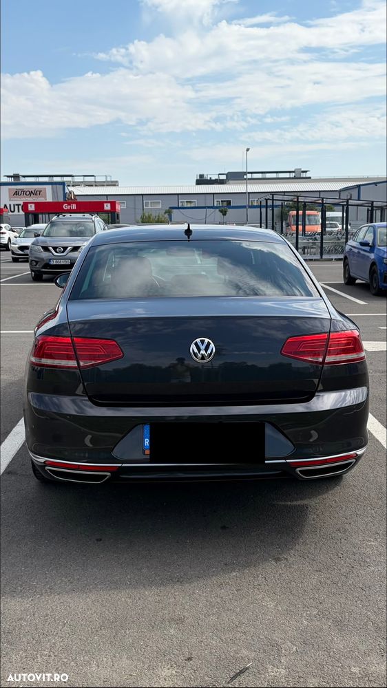 Volkswagen Passat - 5