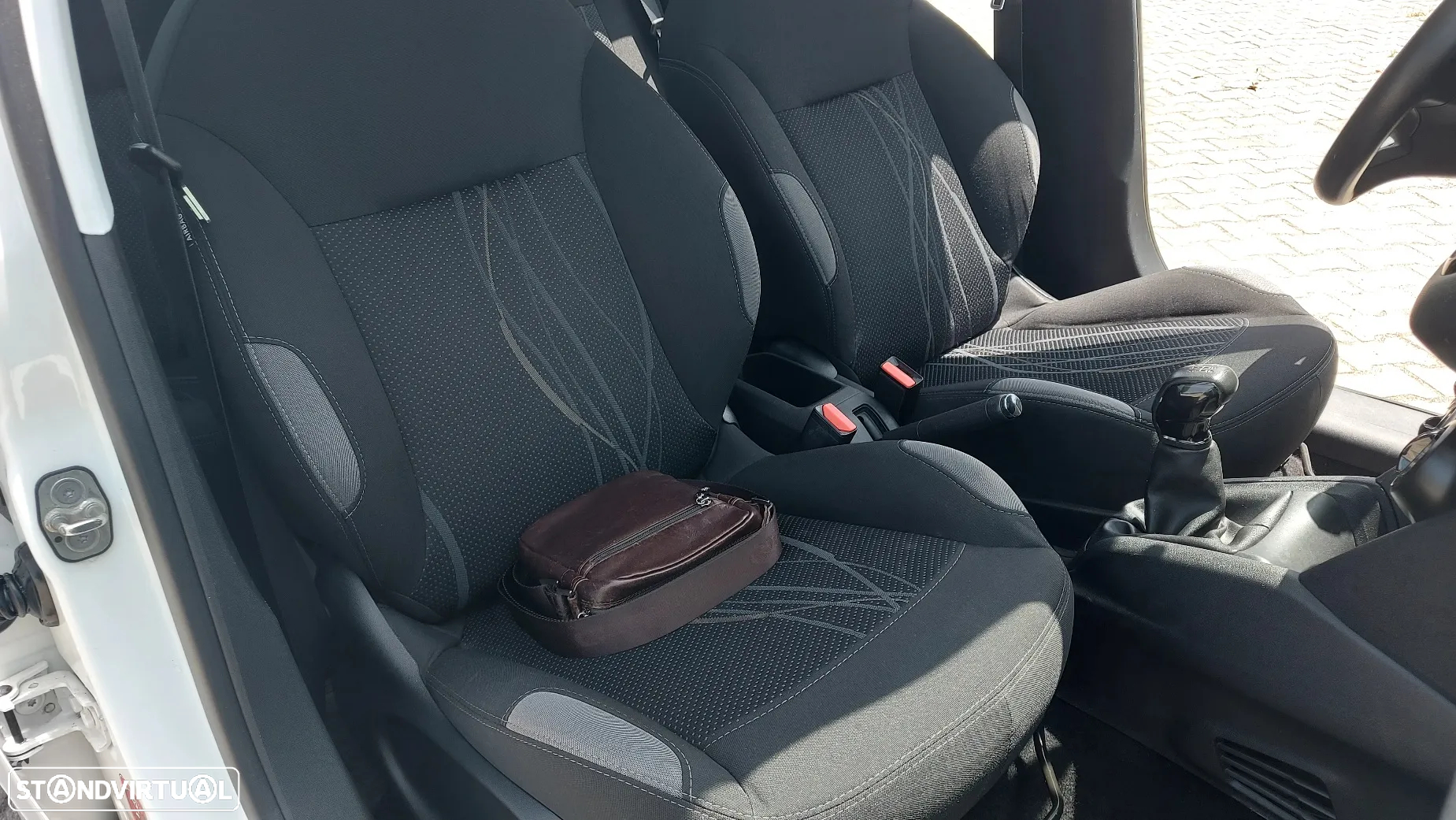 Peugeot 208 PureTech 68 Like - 12