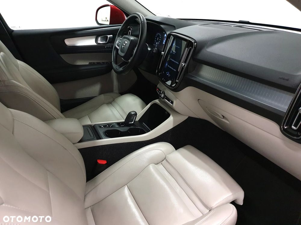 Volvo XC 40 D3 Inscription - 25