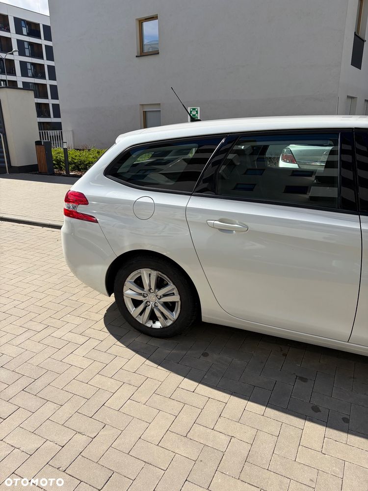 Peugeot 308 - 4