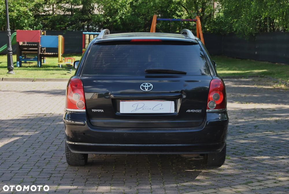 Toyota Avensis 1.8 VVT-i Automatik Sol - 17
