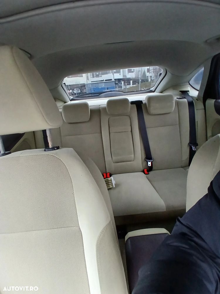 Ford Focus 1.8 TDCI Ghia - 19