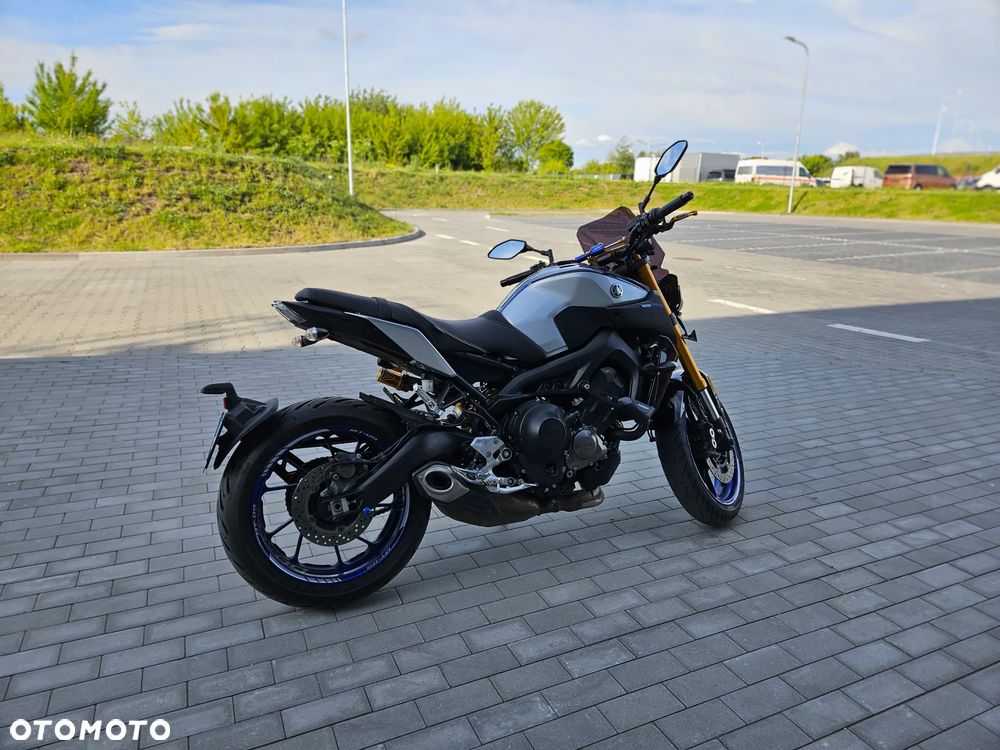 Yamaha MT - 4