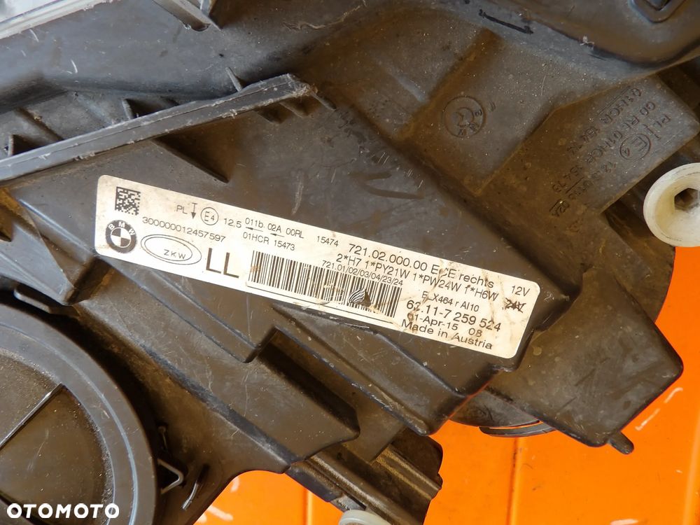 BMW - F30 - H7 - URWANE UCHO - PRAWA LAMPA PRZEDIA - EUROPA - 7259524 - 11