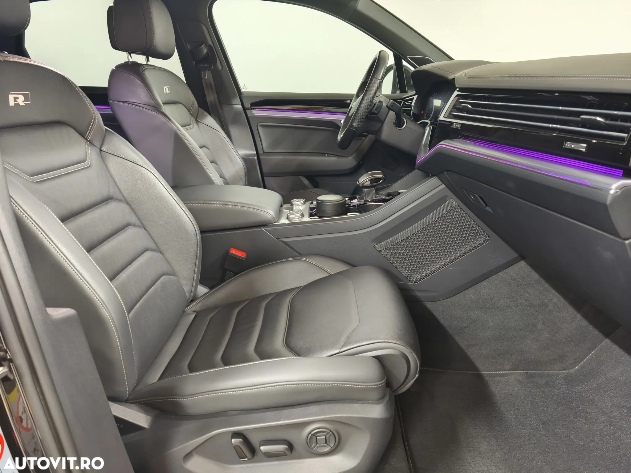 Volkswagen Touareg V6 TDI R-Style - 10