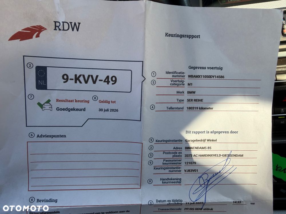 BMW Seria 5 520d Sport-Aut - 39