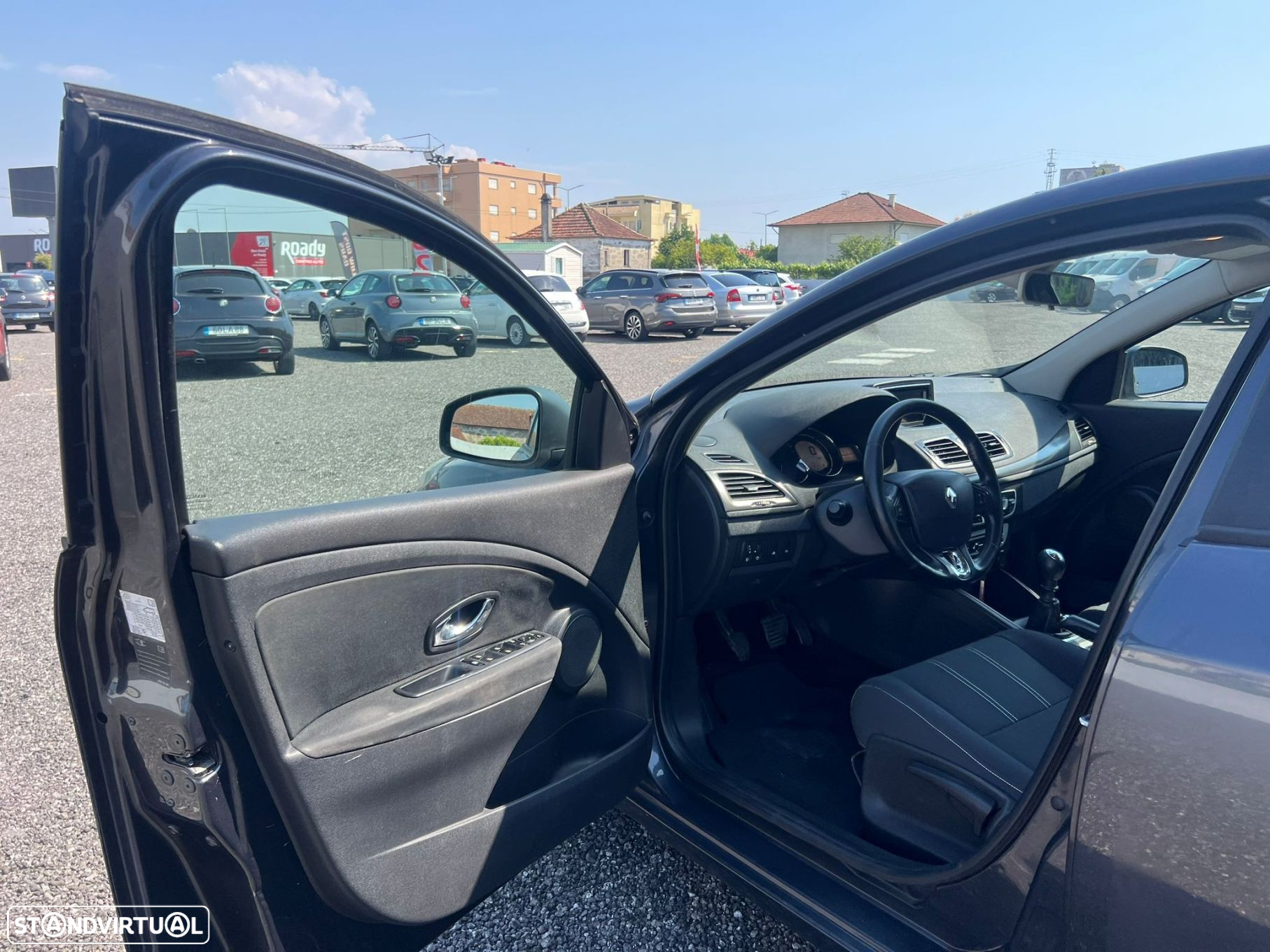 Renault Mégane 1.5 dCi Comfort SS - 12