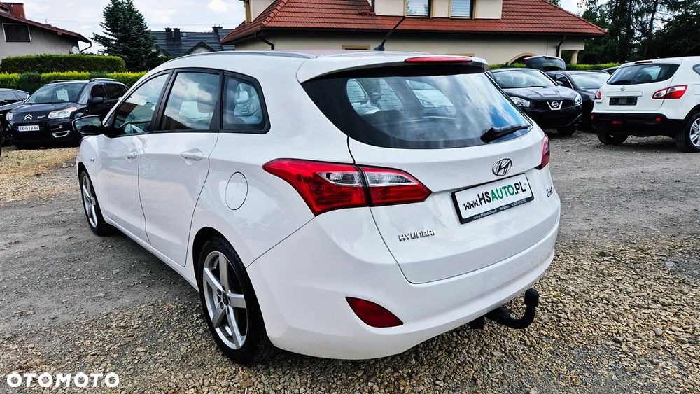 Hyundai i30 1.4 Intro Edition - 18