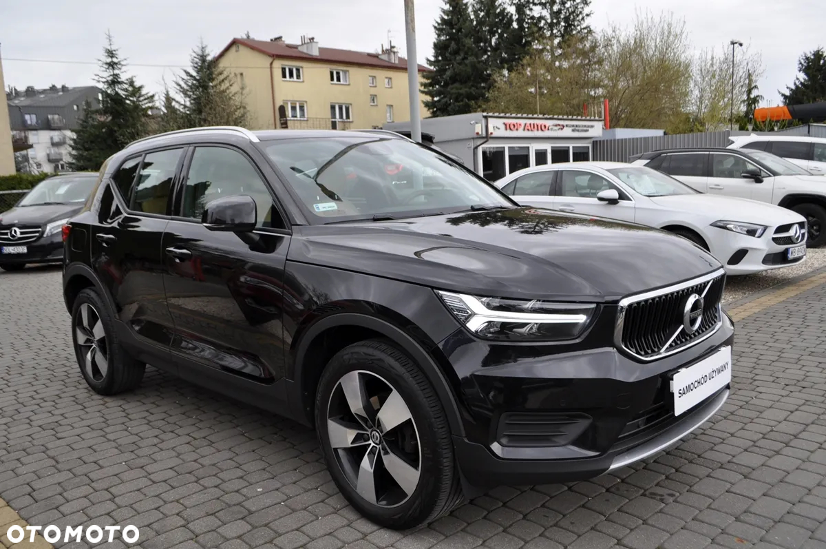 Volvo XC 40 T3 Momentum Pro - 8