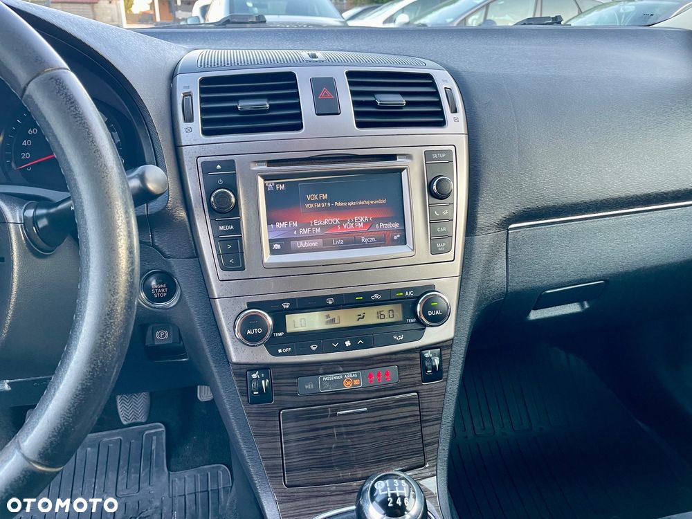 Toyota Avensis 2.0 D-4D Premium - 3