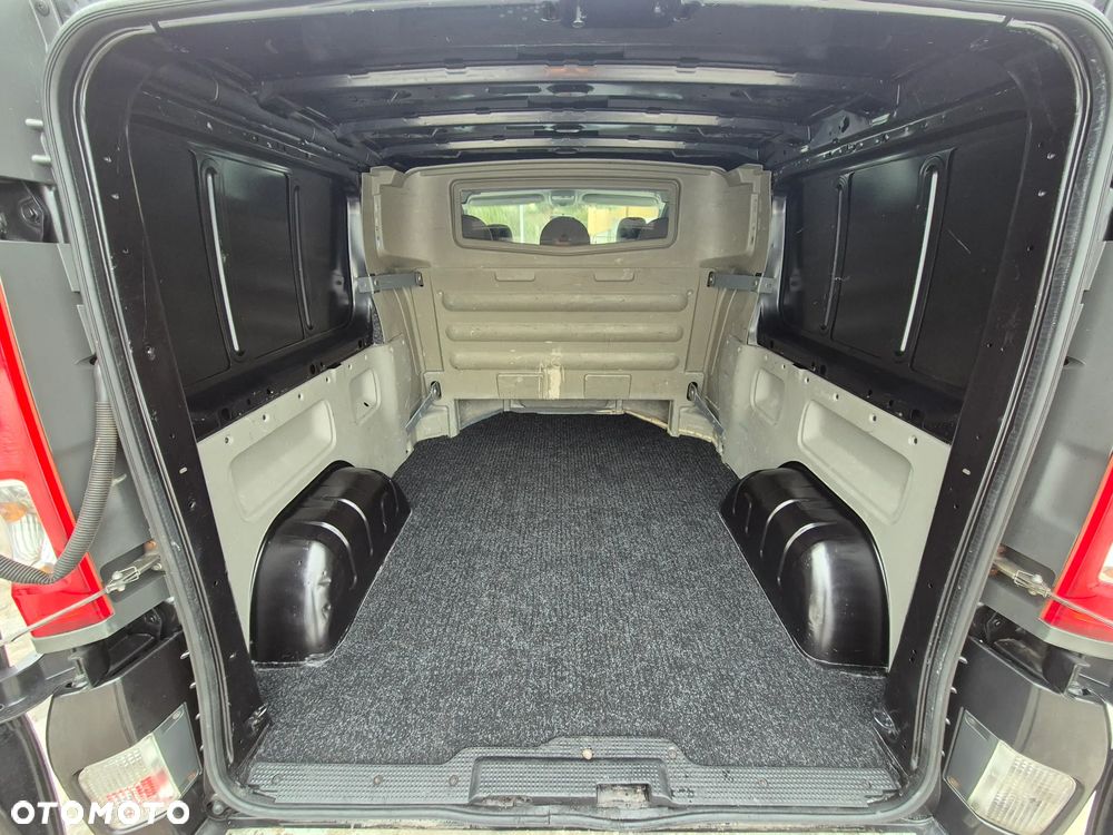 Renault Trafic - 32