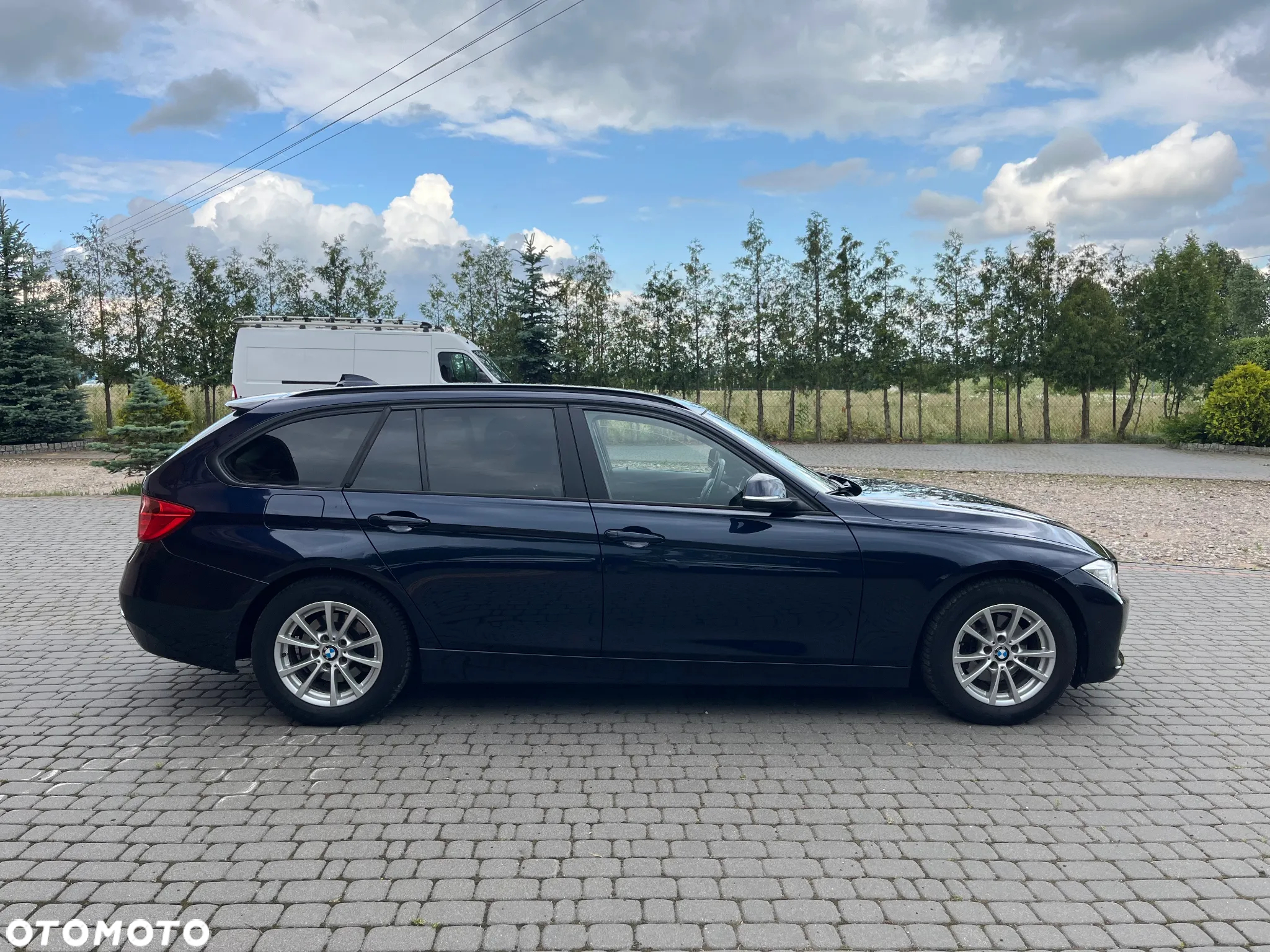 BMW 3GT 318d GT Advantage - 4