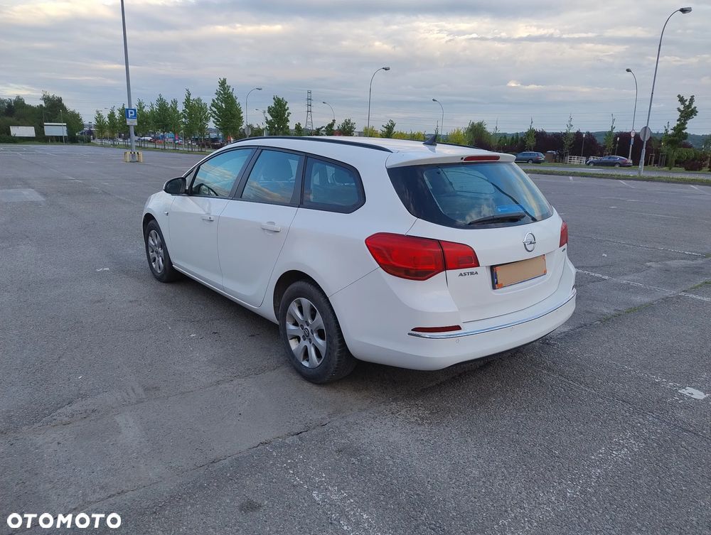 Opel Astra - 11