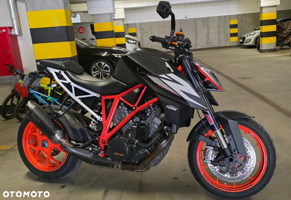 KTM Super Duke - 10