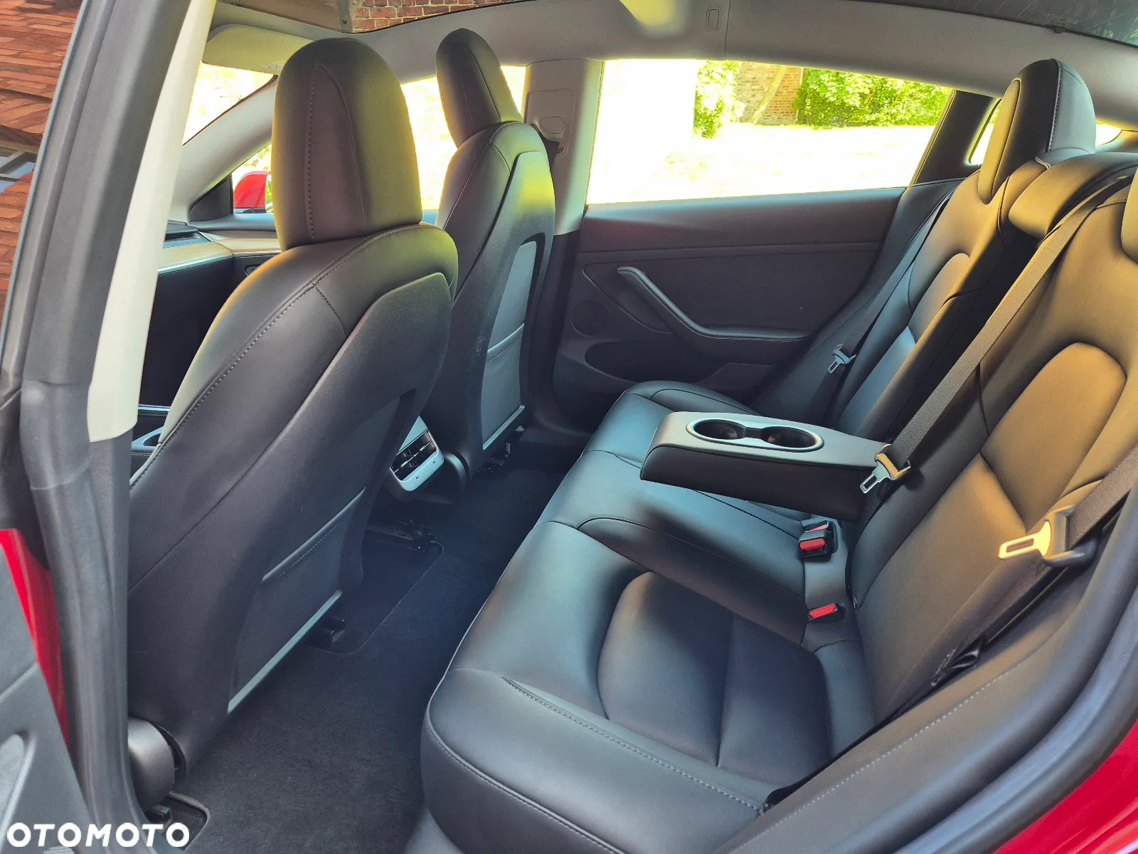 Tesla Model 3 Langstreckenbatterie Allradantrieb Dual Motor - 10