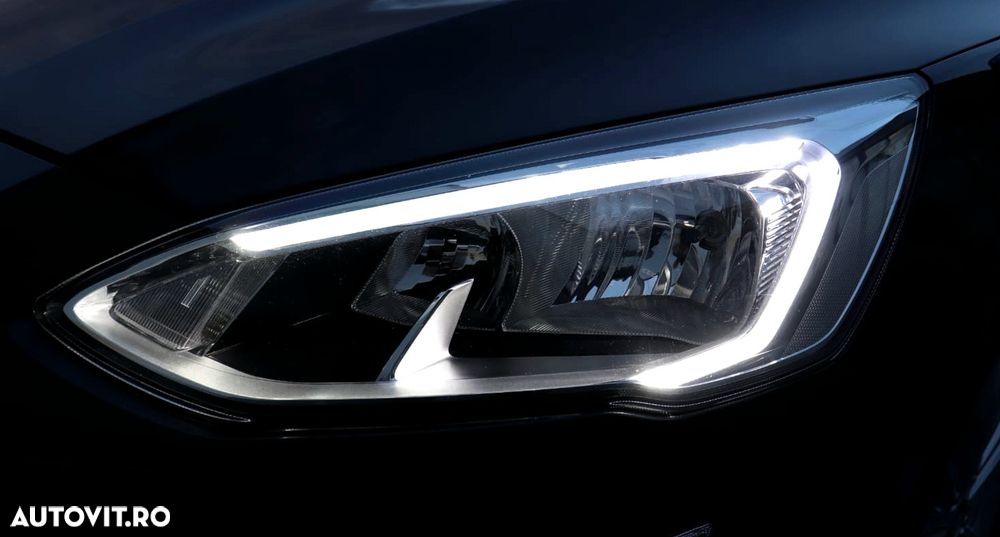 Ford Focus - 25
