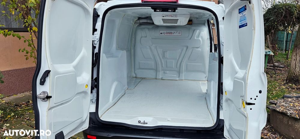 Ford Transit Connect - 4