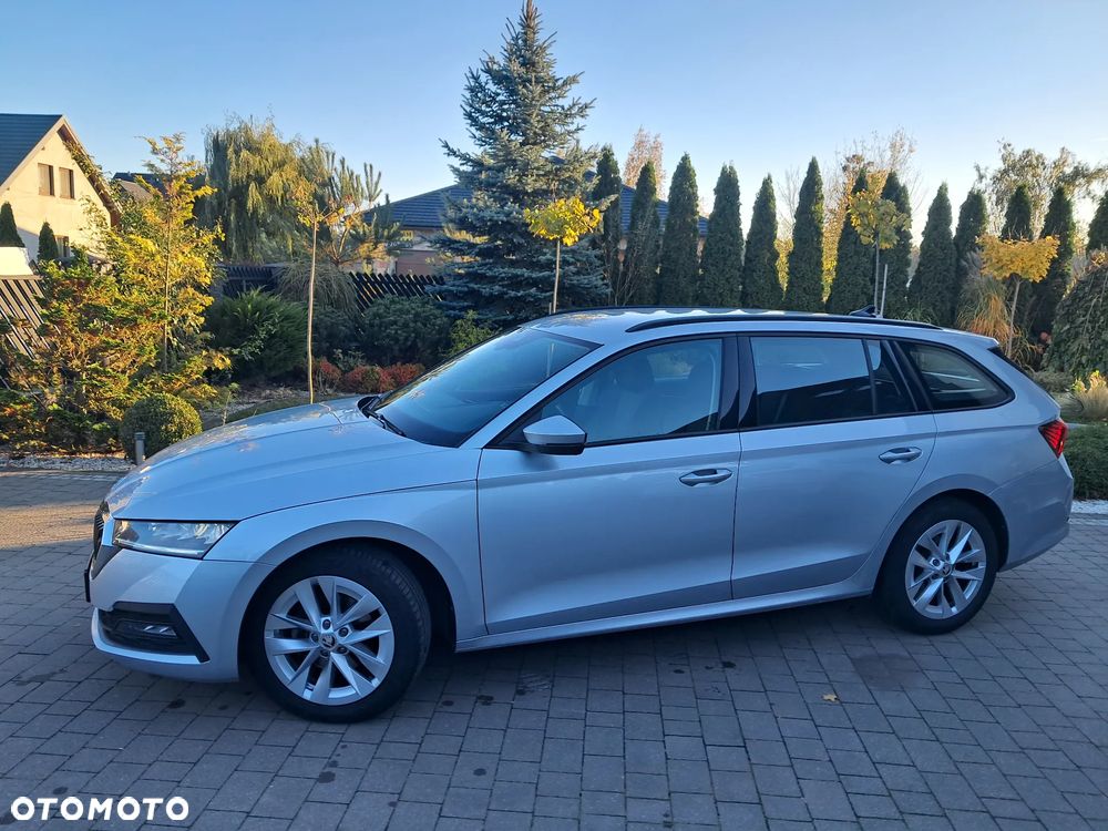 Skoda Octavia 2.0 TDI SCR Ambition DSG - 4