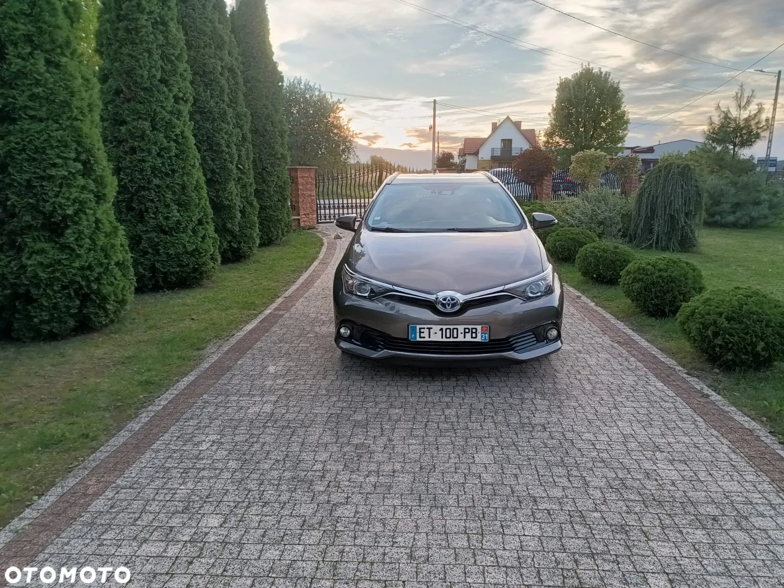 Toyota Auris - 2
