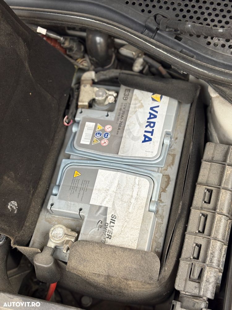 Volkswagen Passat - 14