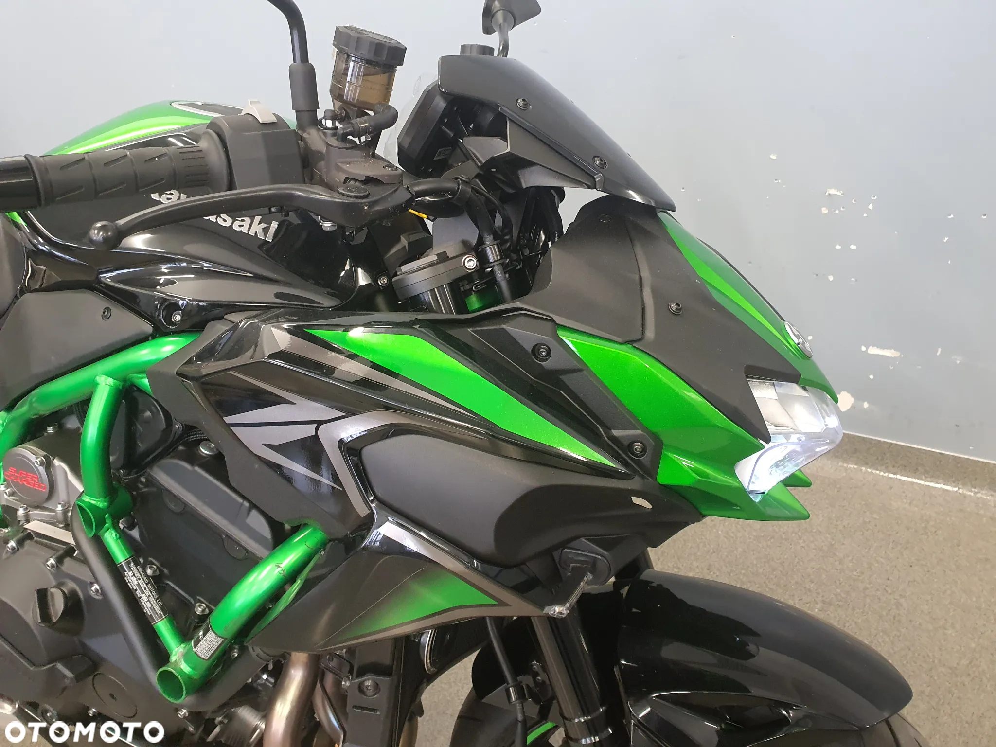 Kawasaki Z - 8
