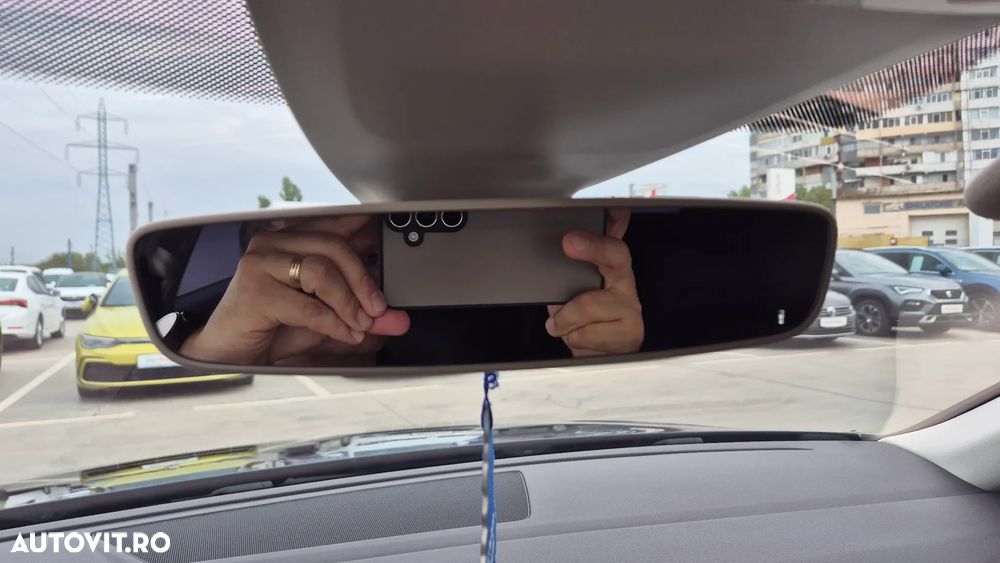 Volkswagen Passat 2.0 TDI DSG Highline - 29