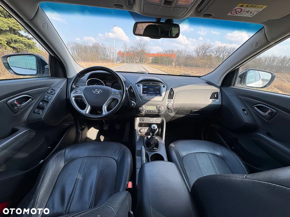 Hyundai ix35 1.7 CRDi 2WD Fifa World Cup Edition - 16