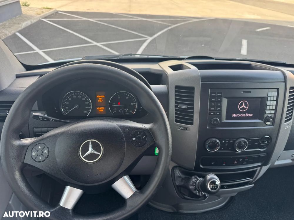 Mercedes-Benz Sprinter - 6