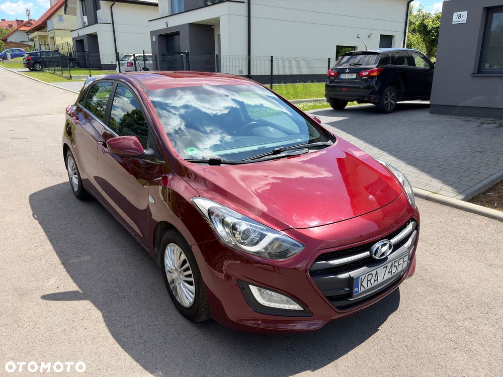 Hyundai i30 blue 1.4 Passion - 11
