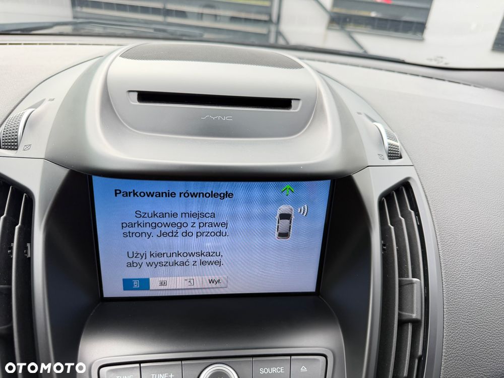 Ford Kuga 2.0 TDCi 2x4 Titanium - 15