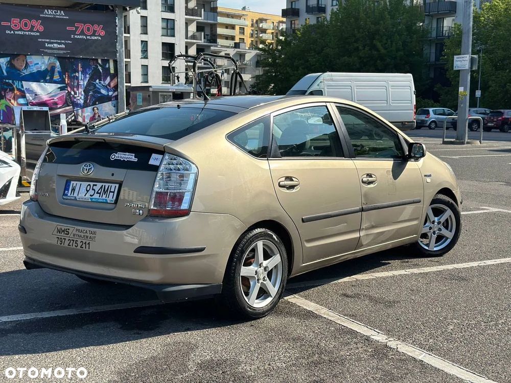 Toyota Prius 1.5 VVT-i Sol - 3
