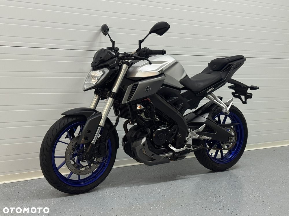 Yamaha MT - 8