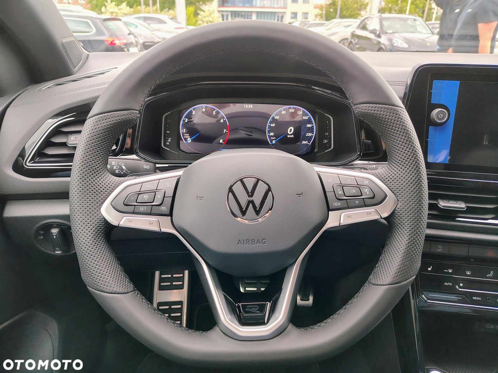 Volkswagen T-Roc - 12