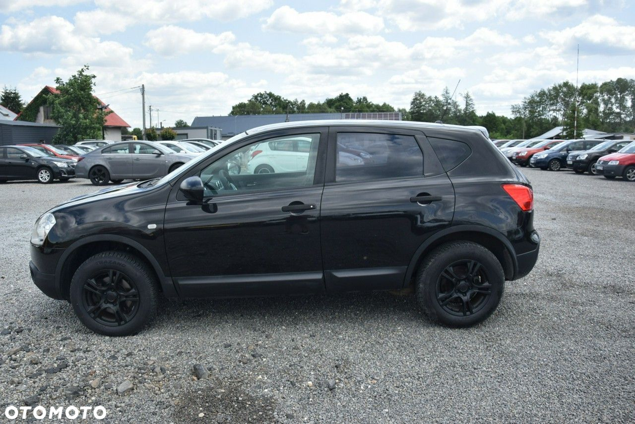 Nissan Qashqai 1.6 visia - 14