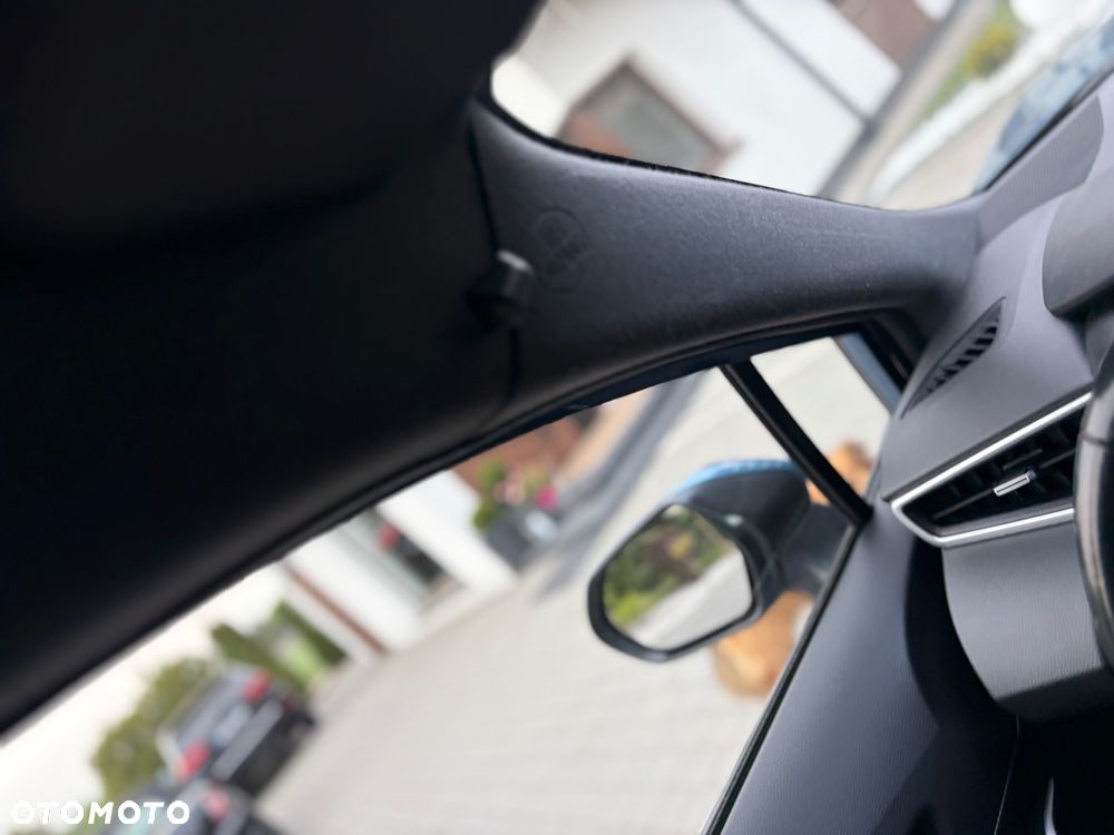 Toyota Corolla 1.8 Hybrid Executive - 38