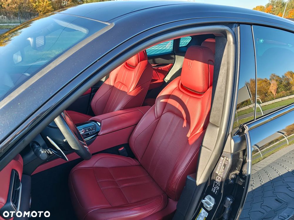 Maserati Levante Modena - 12