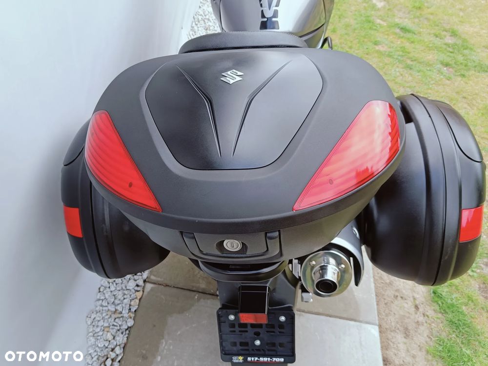 Suzuki DL - 18