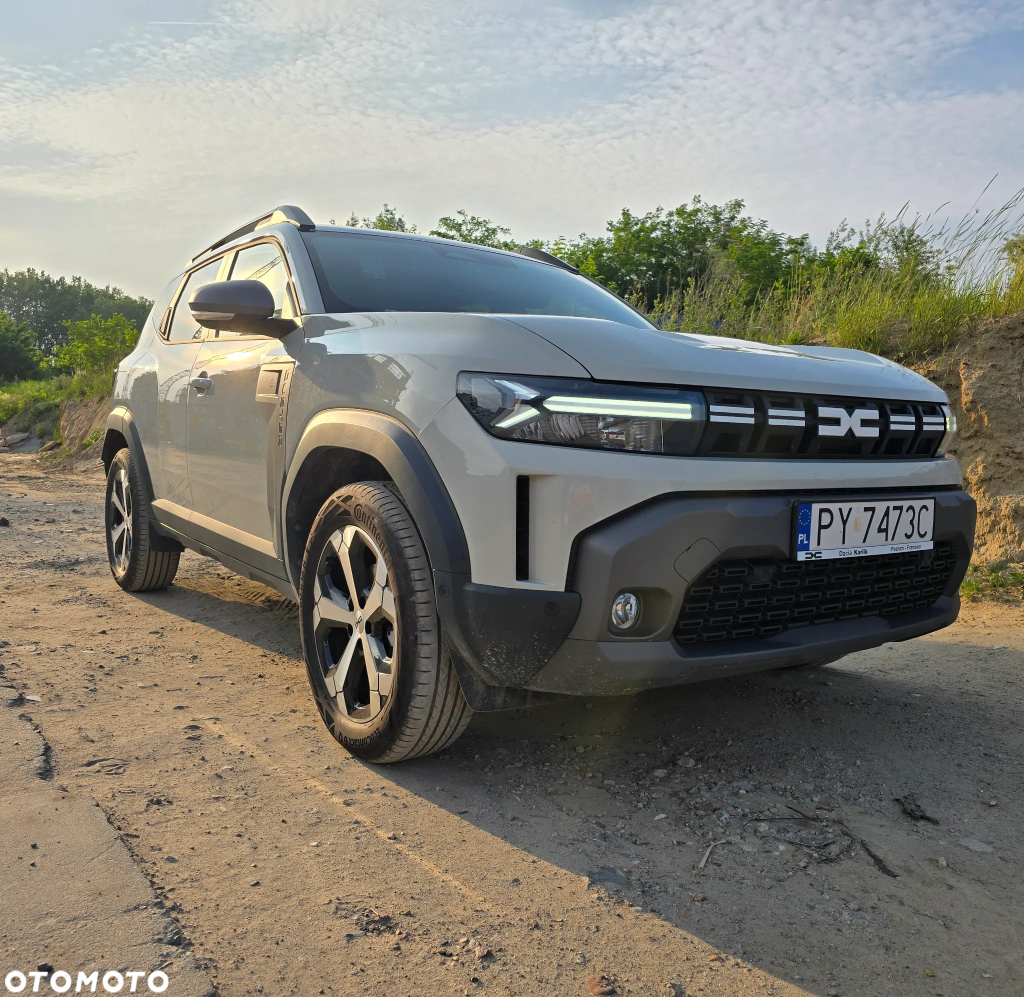 Dacia Duster 1.6 Full Hybrid 140 Journey MMT - 2