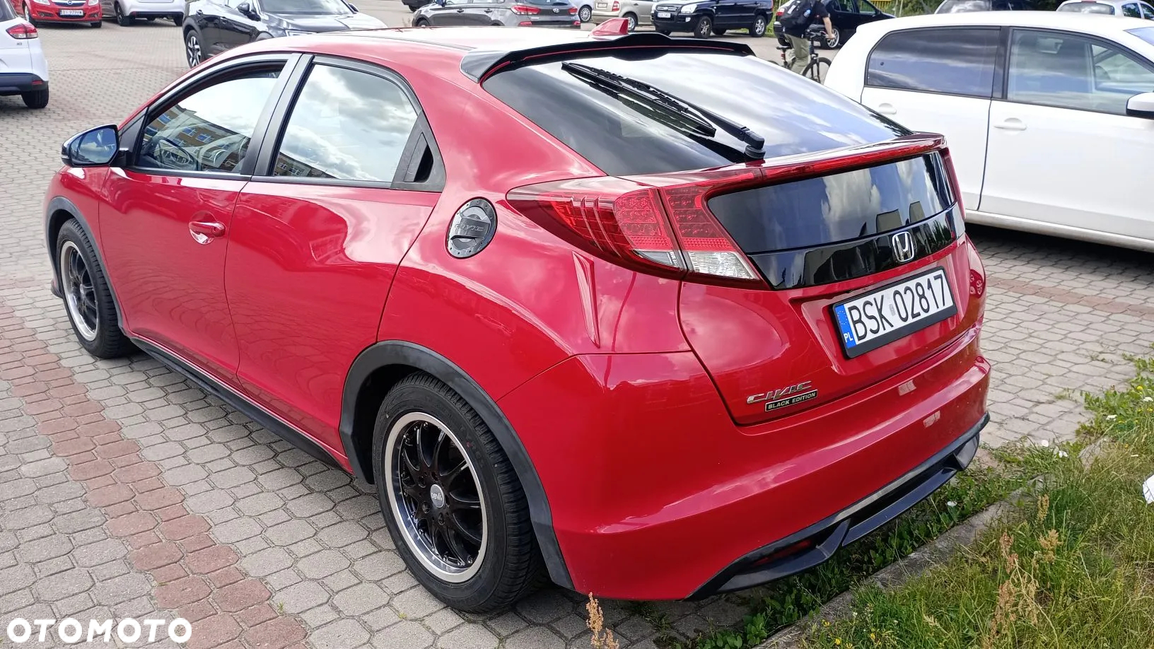 Honda Civic 1.8 i-VTEC Comfort Black Edition - 4