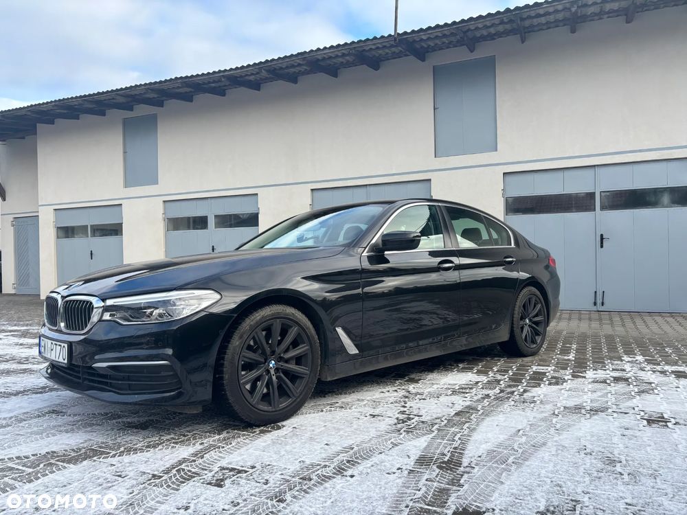 BMW Seria 5 530d xDrive Sport Line - 3