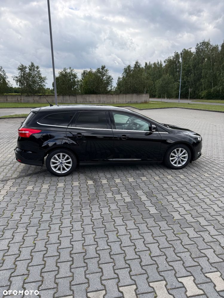 Ford Focus 1.0 EcoBoost Titanium ASS - 4