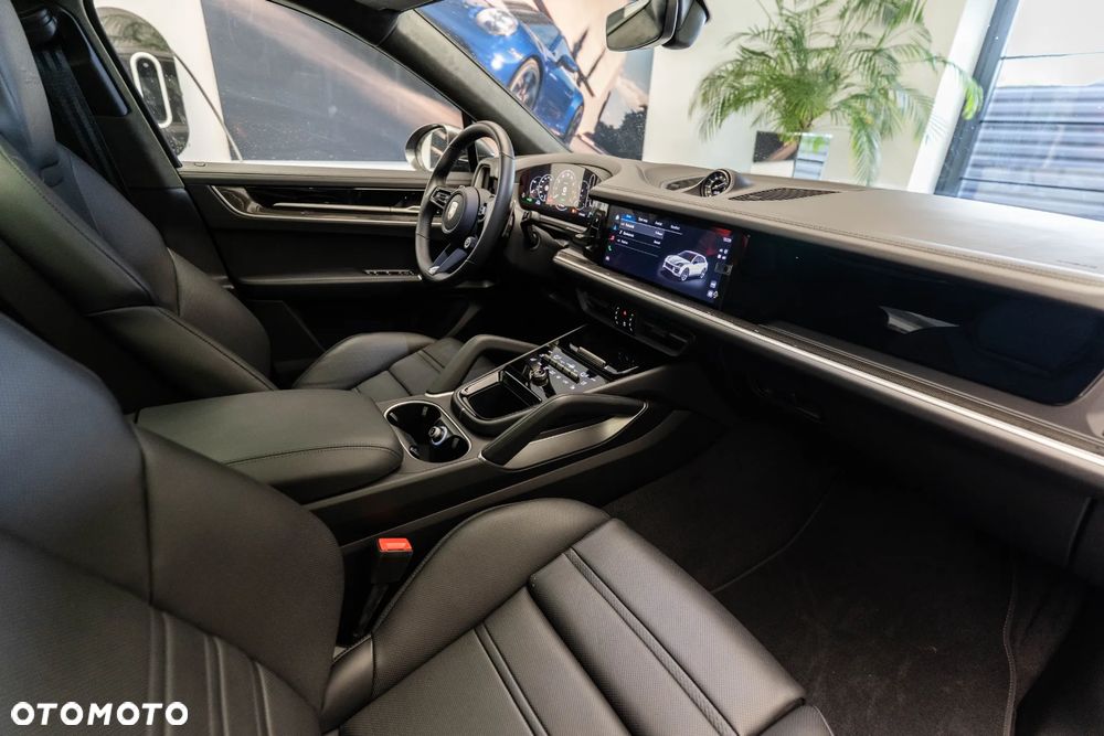 Porsche Cayenne - 13