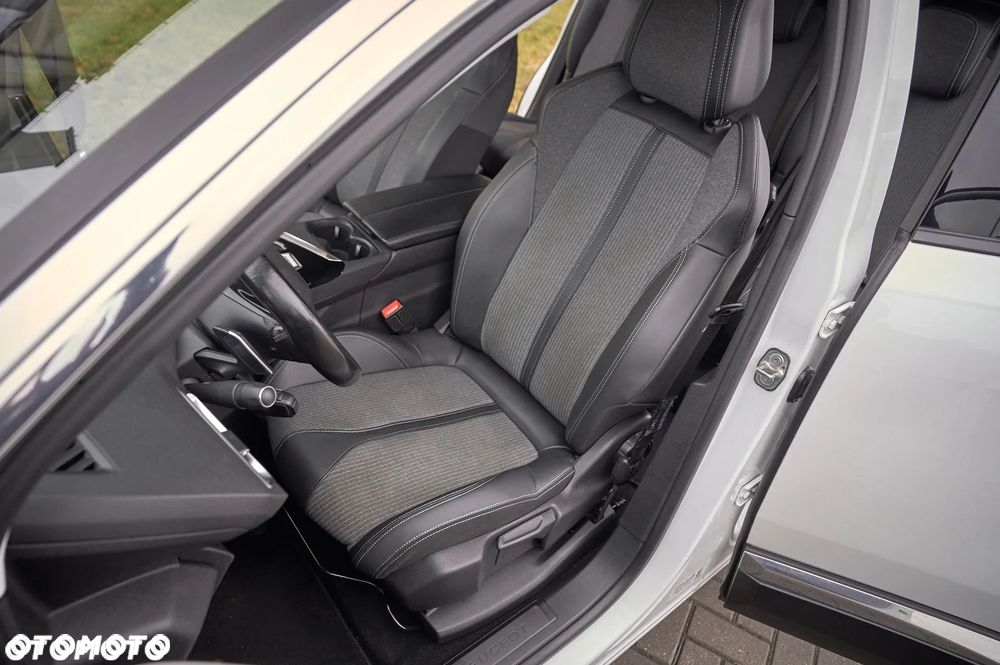 Peugeot 5008 BlueHDi 130 EAT8 Allure Pack - 24