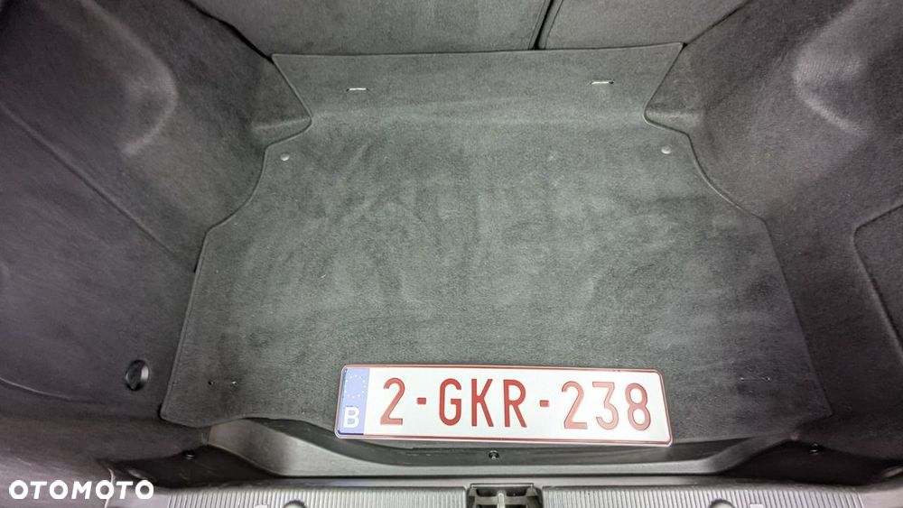 Mercedes-Benz Klasa C 180 Kompressor Sport Edition - 35